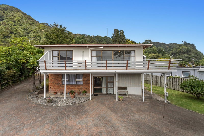 86 Arawa Street, Matata, Whakatane - Carousel 1