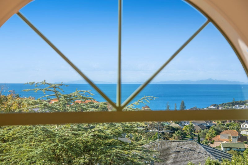 4 Gulf Harbour Drive, Gulf Harbour, Whangaparaoa - Carousel 1