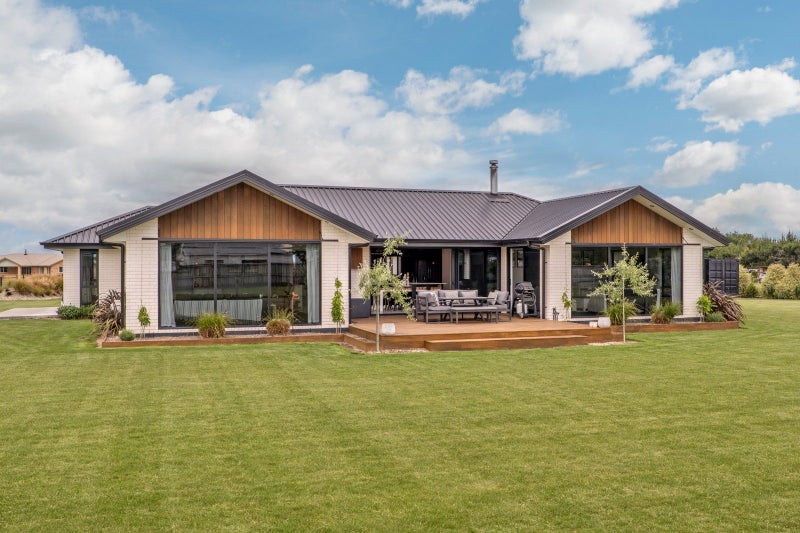 28 Gordons Road, Netherby, Ashburton - Carousel 1