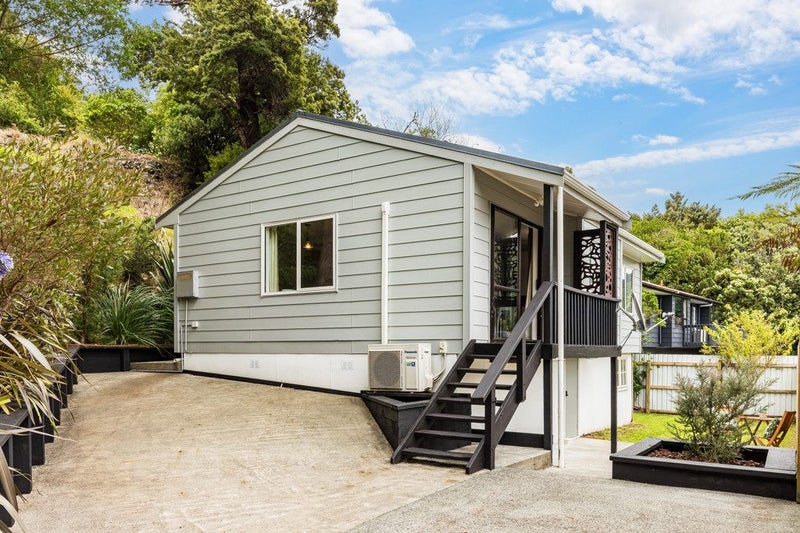 16 Crystal Grove, Birchville, Upper Hutt - Carousel 18
