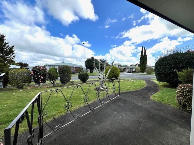 24 Anglesey Street, Awapuni, Palmerston North, Manawatu / Whanganui - Carousel 2