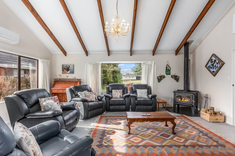 10 Wright Grove, Levin, Levin - Carousel 2