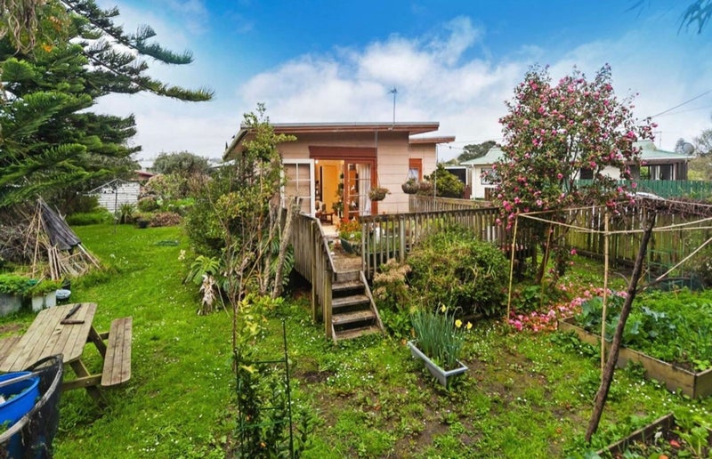1/15 Margan Avenue, New Lynn, Auckland - Carousel 1