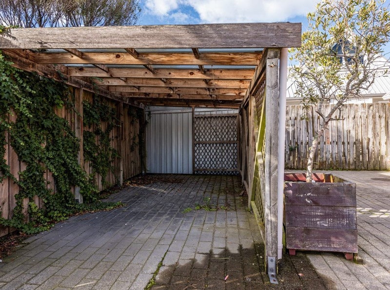 8A Campbell Street, Karori, Wellington - Carousel 19