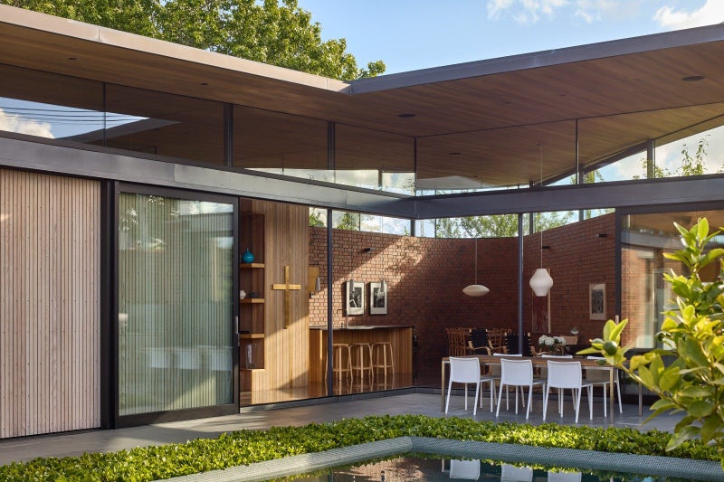 6 Dignan Street, Point Chevalier, Auckland - Carousel 2