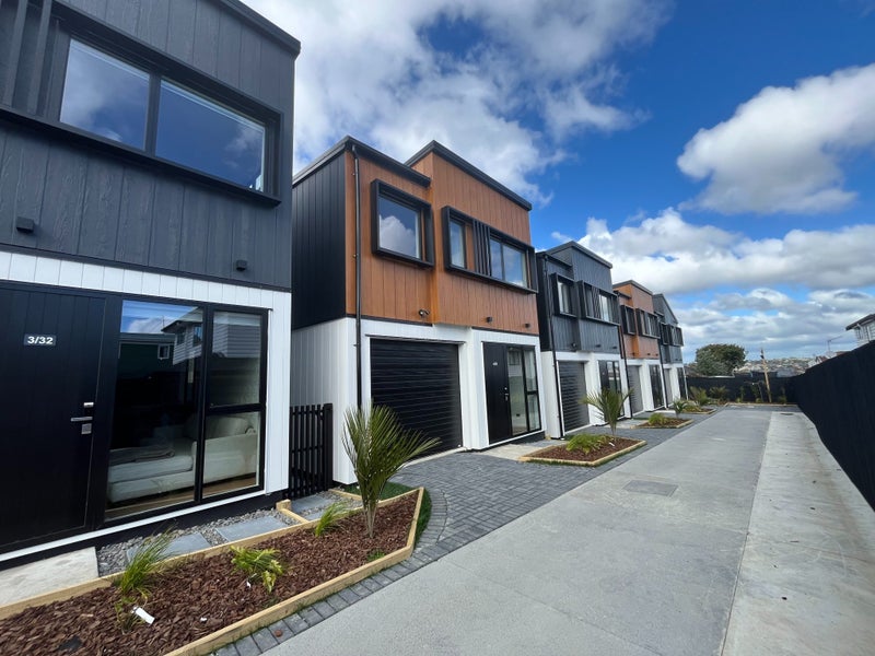 4/32 Bradbury Road, Botany Downs, Auckland - Carousel 2