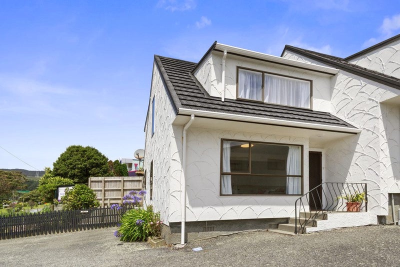 1/29 Main Road, Tawa, Wellington - Carousel 1
