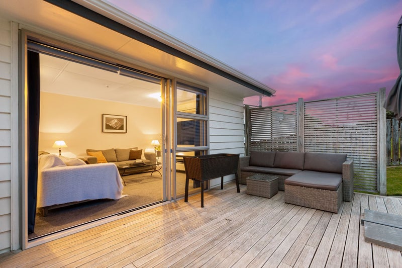 3 Stipulate Place, Ascot Park, Porirua - Carousel 1