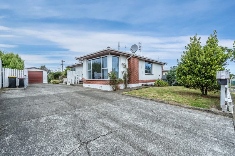 18 Dunbeath Crescent, Kew, Invercargill - Carousel 1