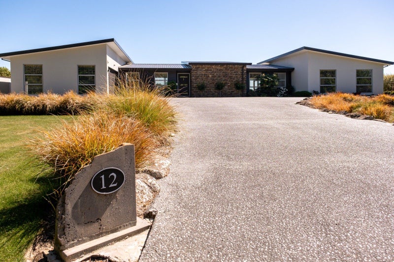 12 Meadowlinks Lane, Pleasant Point, Timaru - Carousel 37