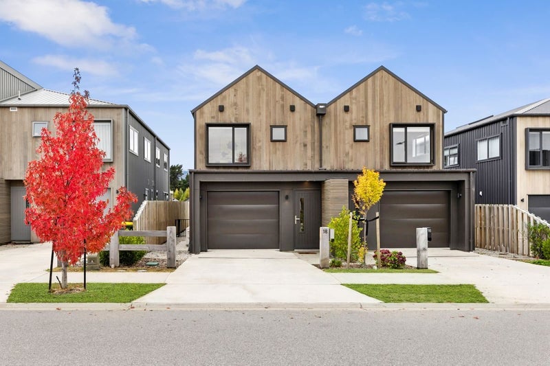 18 Glenavon Green, Wanaka - Carousel 1