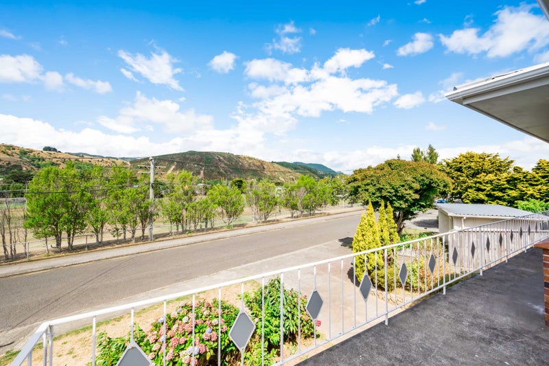 41 Aorangi Road, Paraparaumu, Paraparaumu - Carousel 30