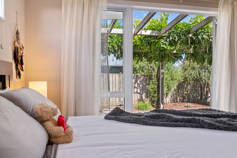 14 Rousehill Street, Renwick - Carousel 2