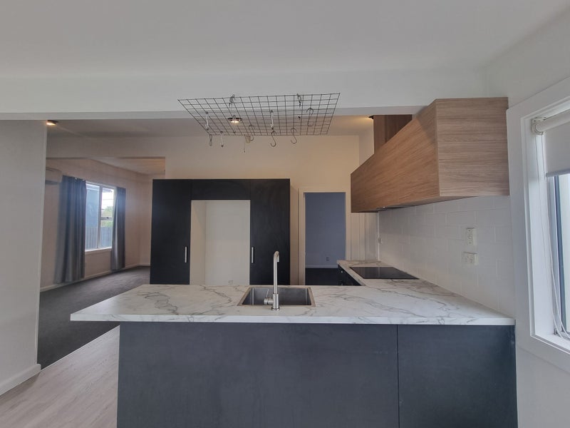 7 Braddon Street, Addington, Christchurch - Carousel 2