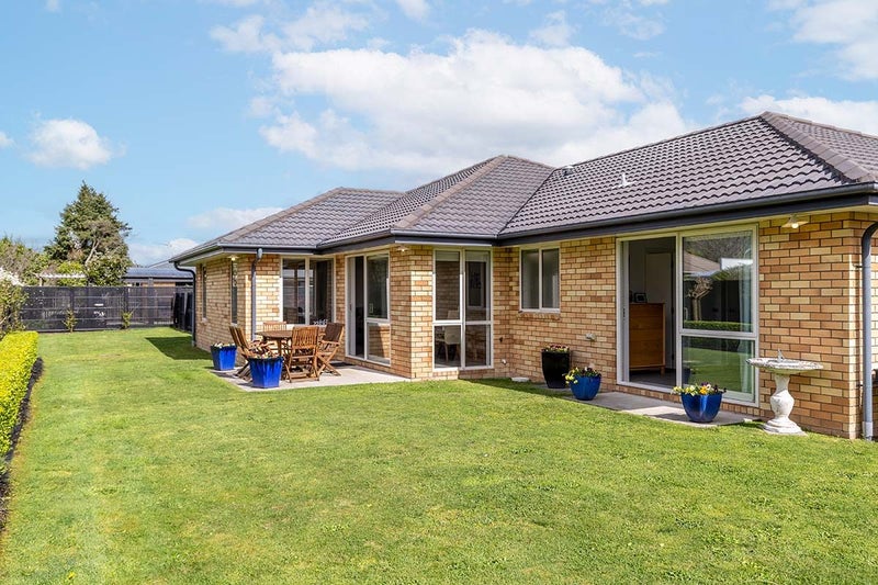 12 Sunrise Place, Te Aroha, Te Aroha - Carousel 1