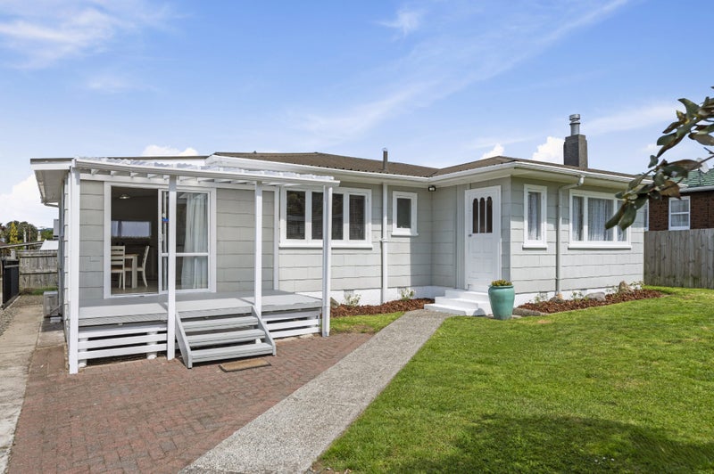 4 Ross Road, Western Heights, Rotorua - Carousel 2