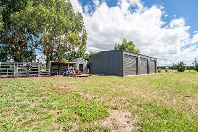 49 Lynch Road, Levels - Carousel 1