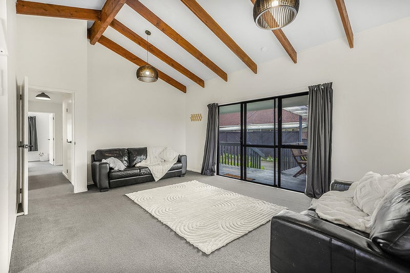 39 Waterford Road, Fitzroy, Hamilton - Carousel 2