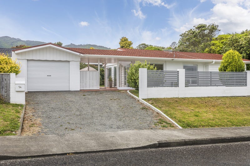 1A Nikau Road, Waikanae, Waikanae - Carousel 1