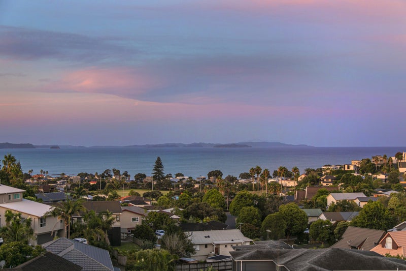 188 Whangaparaoa Road, Red Beach, Red Beach - Carousel 1