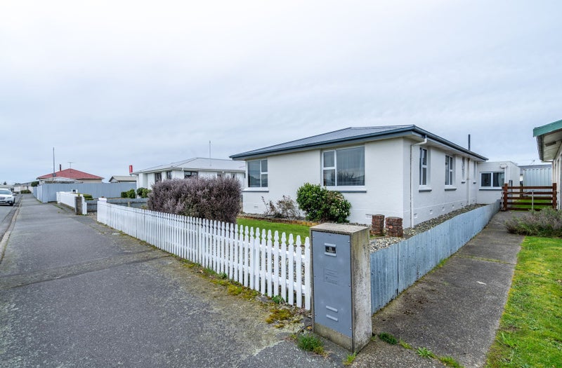 17 Regent Street, Newfield, Invercargill - Carousel 2