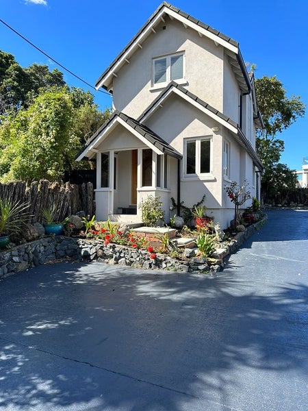 18 Lower Watt Street, Wadestown, Wellington - Carousel 1