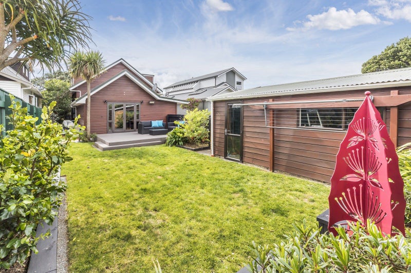 30 Burnham Street, Seatoun, Wellington - Carousel 2