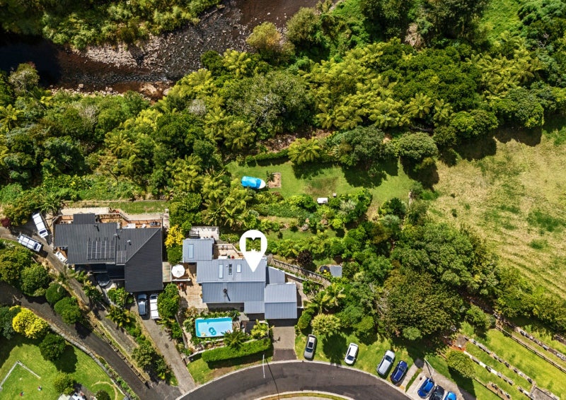 7 Butlers Lane, Oakura - Carousel 50