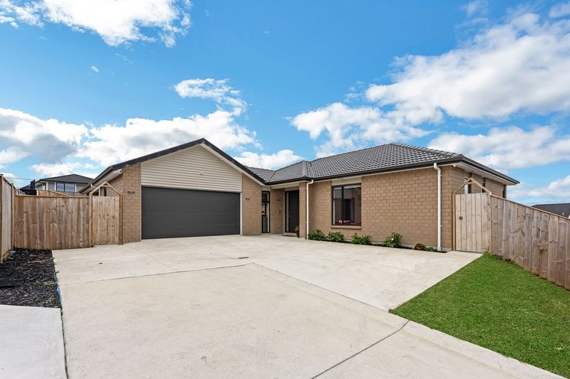 8 Bathurst Crescent, Pokeno - Carousel 1
