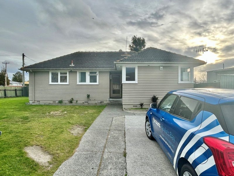 33 Lister Crescent, Maraenui, Napier - Carousel 1