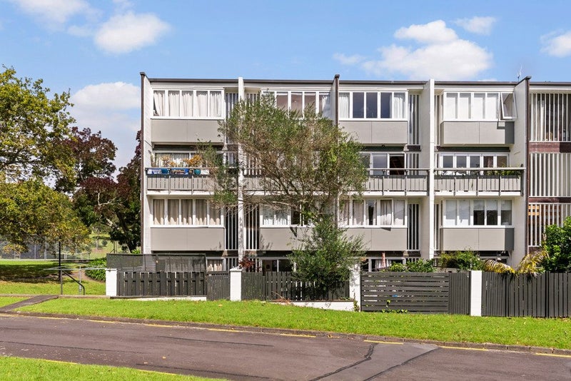 15/79 Beresford Street West, Freemans Bay, Auckland - Carousel 1