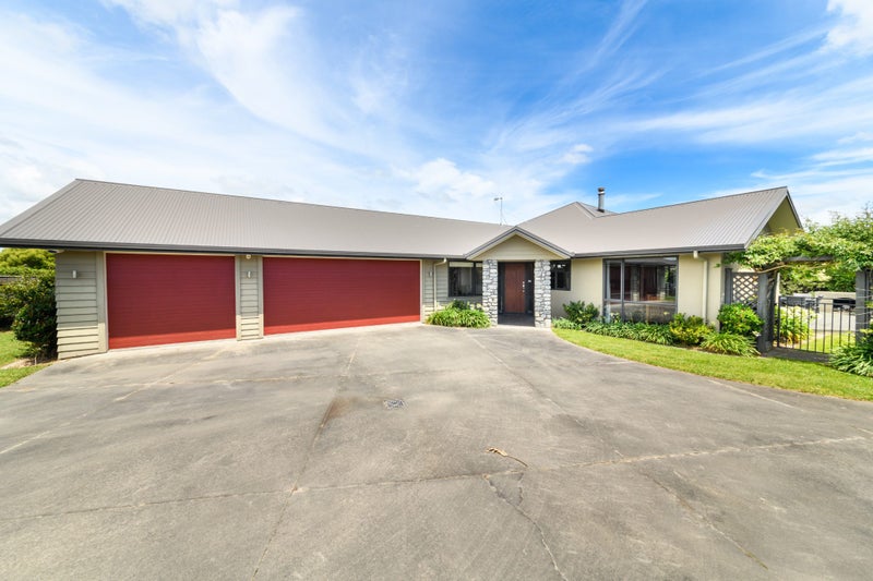 57 Chestnut Close, Kelvin Grove, Palmerston North - Carousel 1