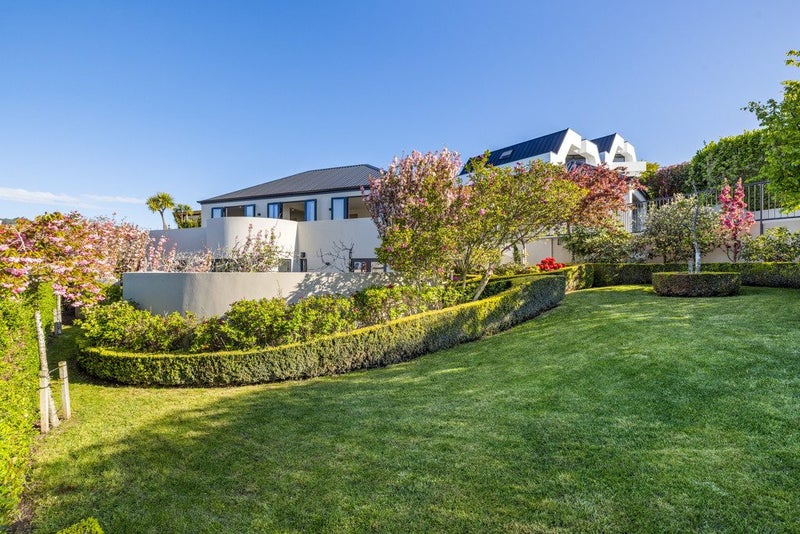 29 Harry Ell Drive, Cashmere, Christchurch - Carousel 1