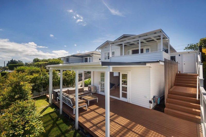32 Euston Road, Sandringham, Auckland - Carousel 1