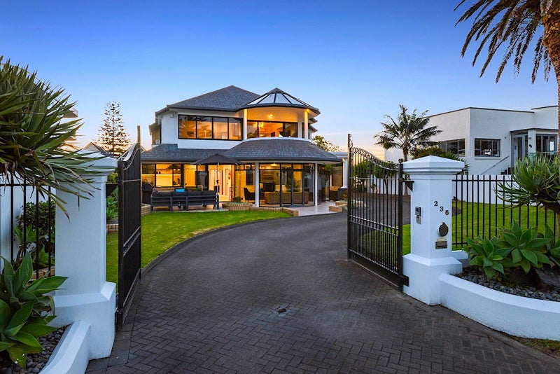 236 Hibiscus Coast Highway, Orewa, Orewa - Carousel 1