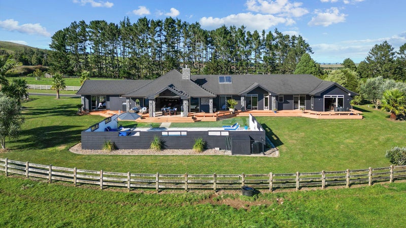 34 Hunt Road, Tuakau - Carousel 2