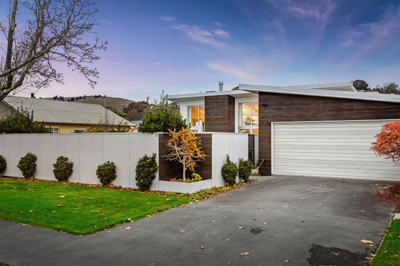 8 Koromiko Street, Saint Martins, Christchurch - Carousel 2