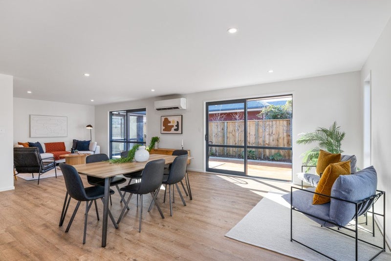 11 Magnolia Drive, Springlands, Blenheim - Carousel 1