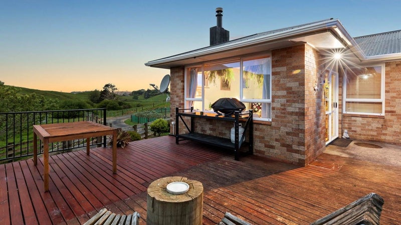 466 Klondyke Road, Tuakau - Carousel 1