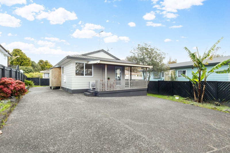 295 Triangle Road, Massey, Auckland - Carousel 1
