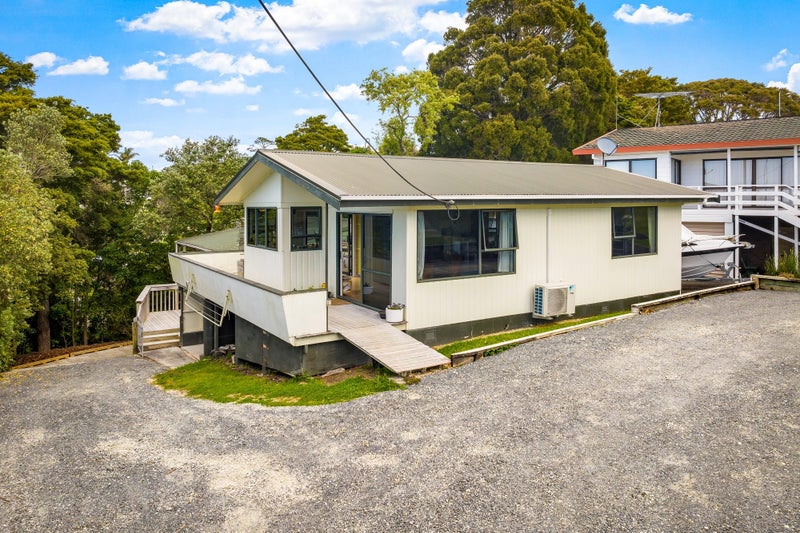 66 Mera Road, Algies Bay, Warkworth - Carousel 1