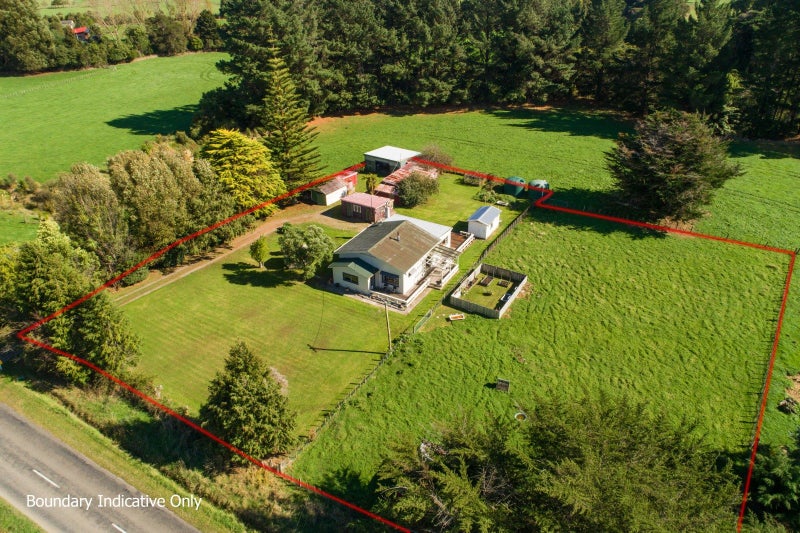 481 Pohangina Valley East Road, Pohangina, Ashhurst - Carousel 2