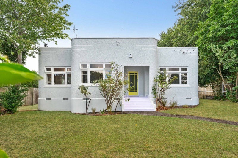 29 King Edward Street, Lansdowne, Masterton - Carousel 1