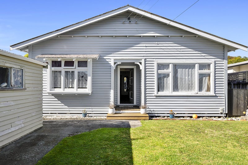 17 Massey Street, Westown, New Plymouth - Carousel 15