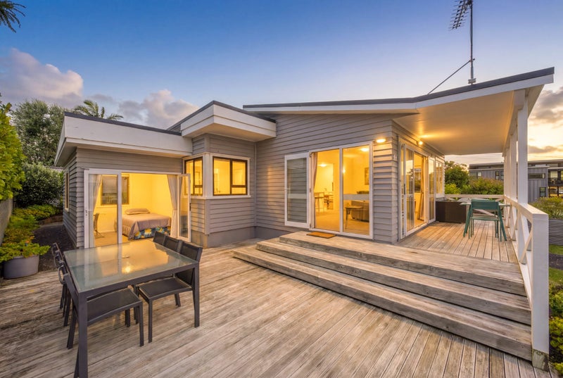 85 Tindalls Bay Road, Tindalls Beach, Whangaparāoa - Carousel 2