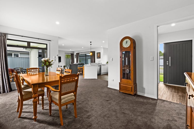 5 Wanaka Place, Poraiti, Napier, Hawke's Bay - Carousel 2