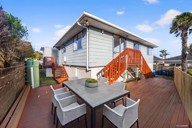45 Strid Road, Te Atatu South, Auckland - Carousel 2