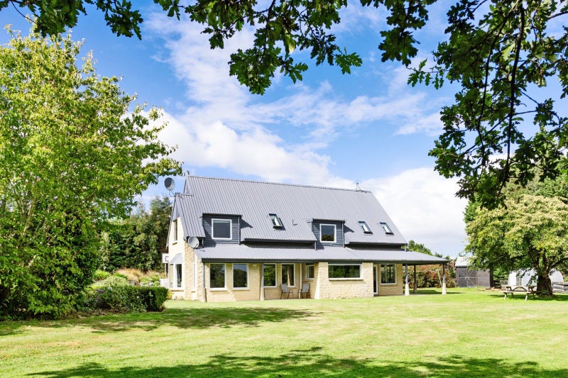 299 Taylor Road, Makarewa, Invercargill - Carousel 1