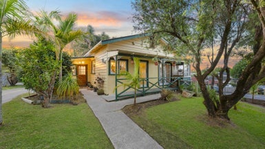 14 McLeod Road, Henderson, Auckland - Carousel 1