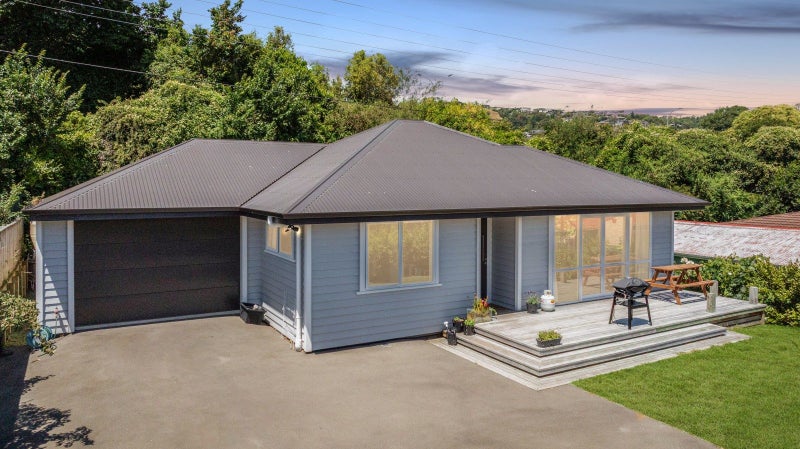 17A Anglia Street, Wakatu, Nelson - Carousel 1